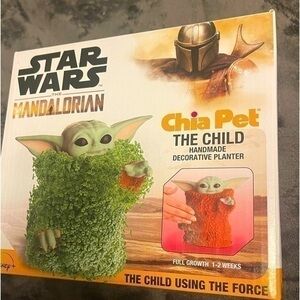 NIB Star Wars Mandalorian The Child Chia Pet
